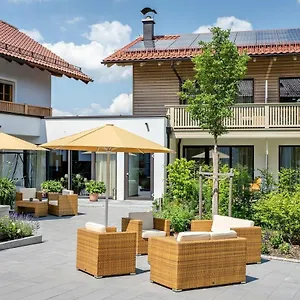 Tanner Hotel